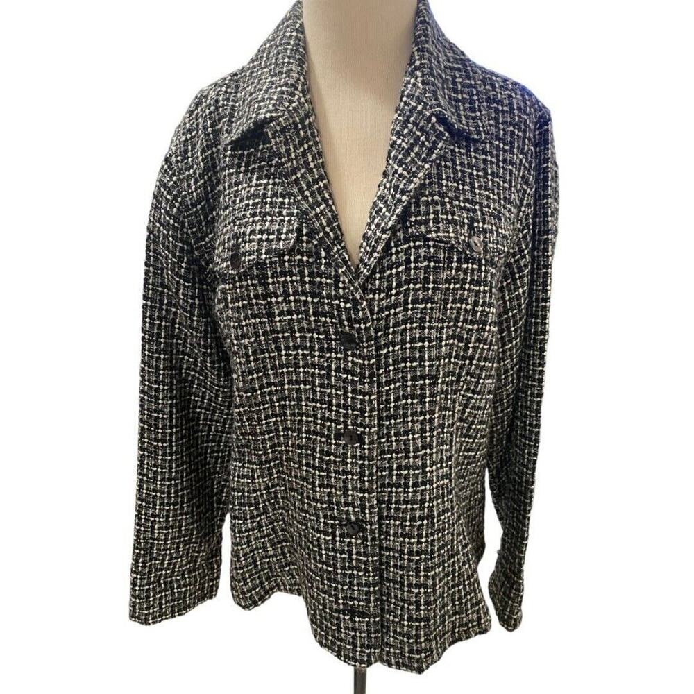 2 (12) Chico's Black and White Crosshatch Tweed Jacket‎ Blazer